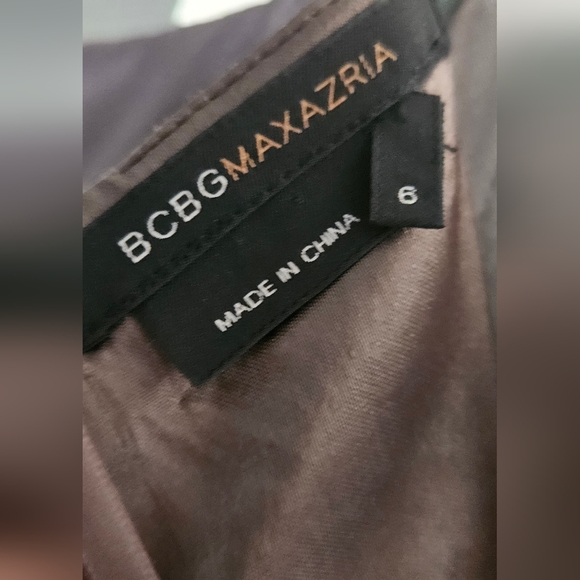 Strapless formal dress. - Picture 6 of 9